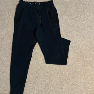 American Eagle navy joggers,soft,zip pockets drawstring no rips tears stains EUC